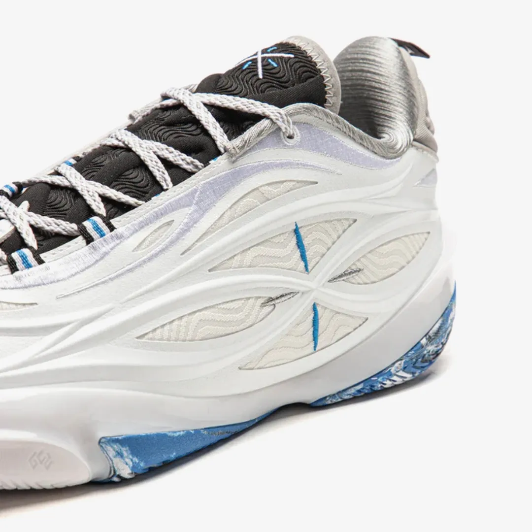 LINING WADE 808 5 ULTRA V2 SKY VAULT