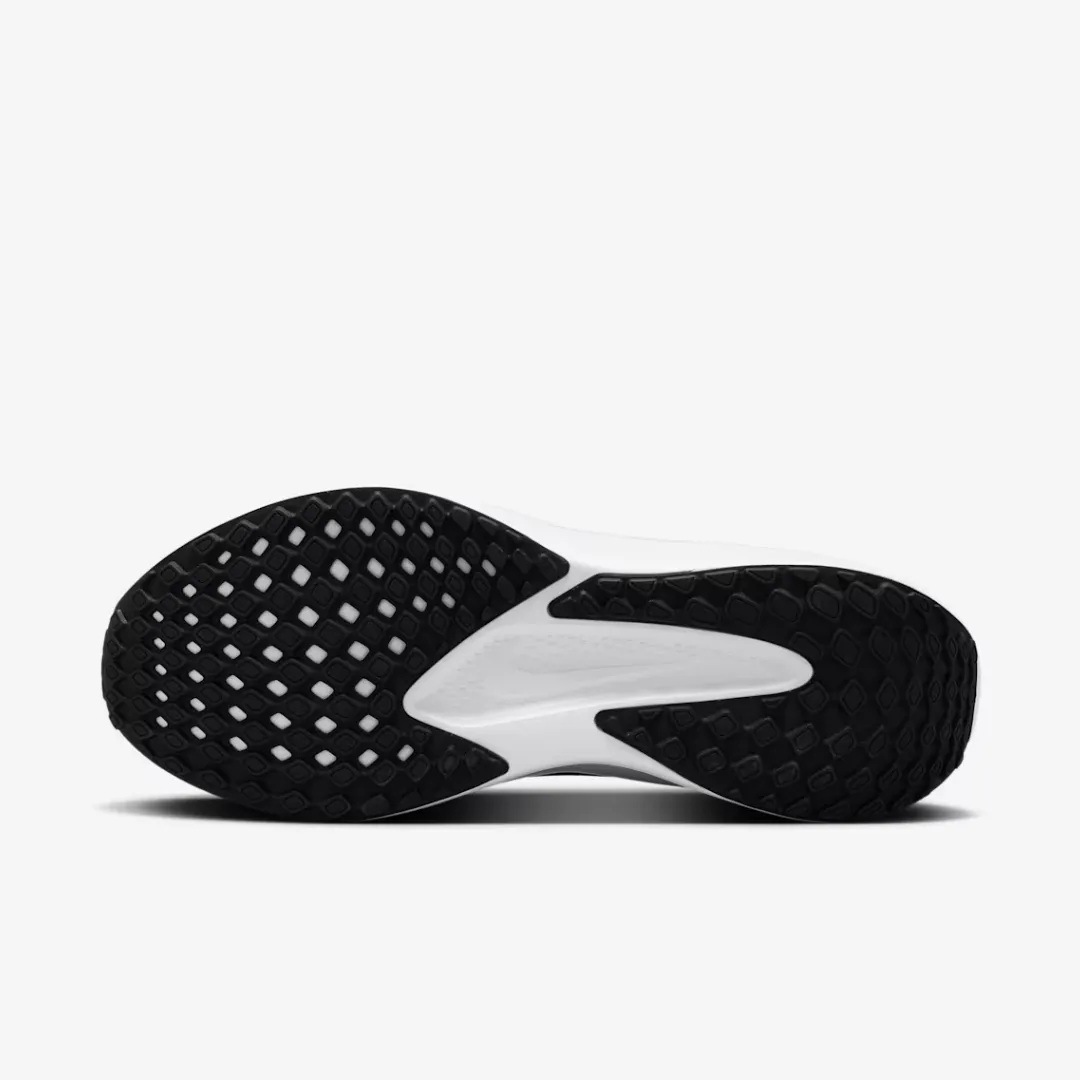 NIKE QUEST 6 BLACK IRON GREY WHITE