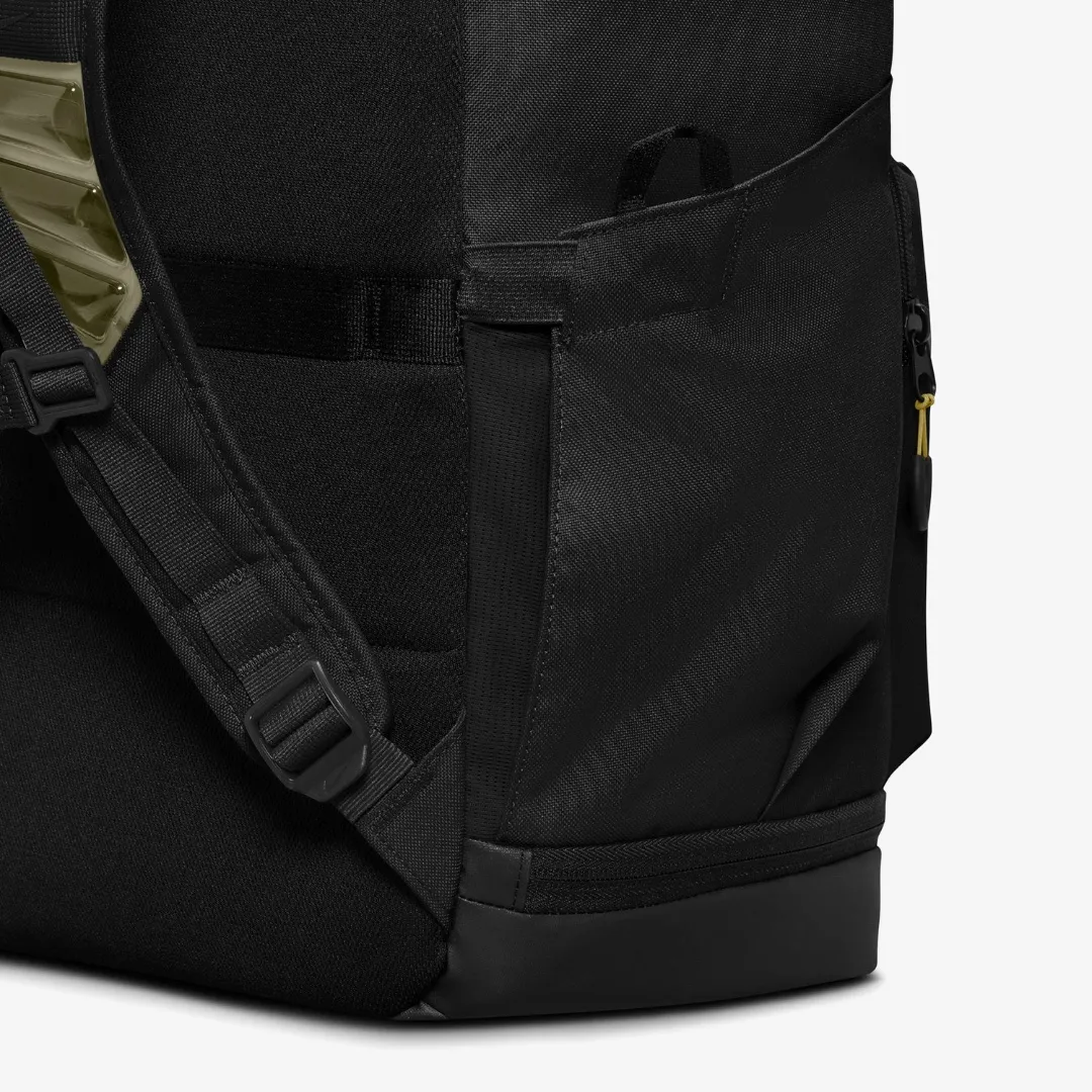 NIKE VARSITY ELITE BACKPACK BLACK GOLD