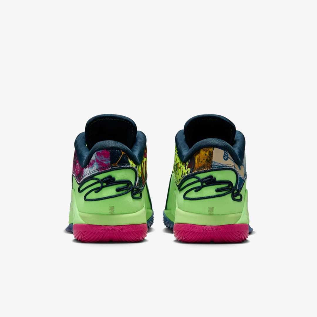 NIKE LEBRON 22 EP BRYCE'S WORLD